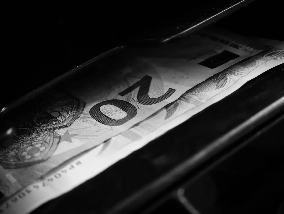 Common Mistakes Chip Shops Make with Cash Handling and Till Reconciliation
